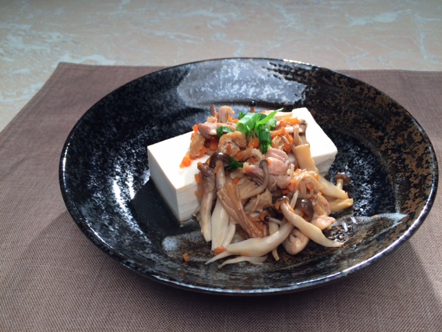 干しきのこと鶏肉のうま煮 (2)