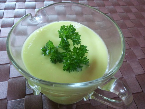 アボガドとセロリの冷製スープ